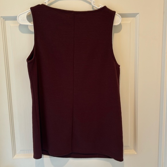 Ann Taylor Factory Sleeveless Sweater Tank Embellished Burgundy Size Small NWT - Picture 6 of 6